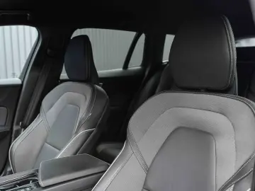 Volvo V60 B4 MHEV Geartronic R-Design