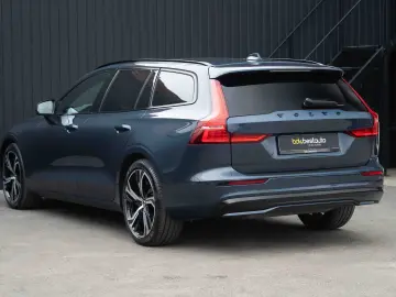 Volvo V60 B4 MHEV Geartronic R-Design