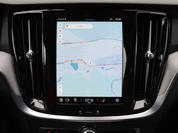 Volvo V60 B4 MHEV Geartronic R-Design