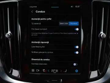 Volvo V60 B4 MHEV Geartronic R-Design