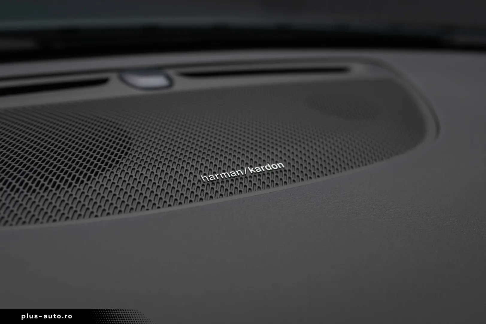 Volvo V60 B4 MHEV Geartronic R-Design