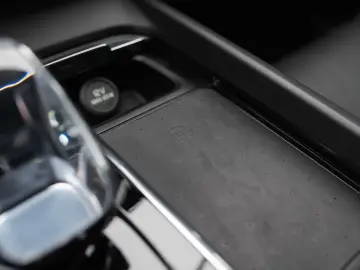 Volvo V60 B4 MHEV Geartronic R-Design