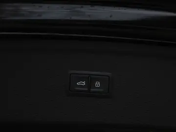 AUDI Q5 35 TDI S line LED 360  Sportsitze 1 HAND KEYL