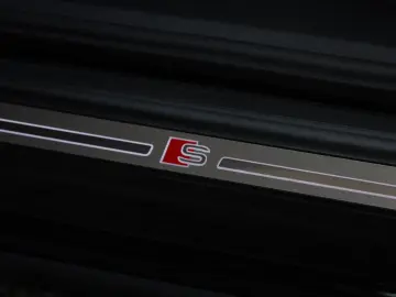 AUDI Q5 35 TDI S line LED 360  Sportsitze 1 HAND KEYL