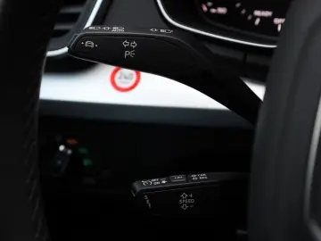 AUDI Q5 35 TDI S line LED 360  Sportsitze 1 HAND KEYL