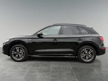 AUDI Q5 50 TFSI e q 2x S line AHK Matrix Pano Kamera