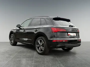 AUDI Q5 50 TFSI e q 2x S line AHK Matrix Pano Kamera