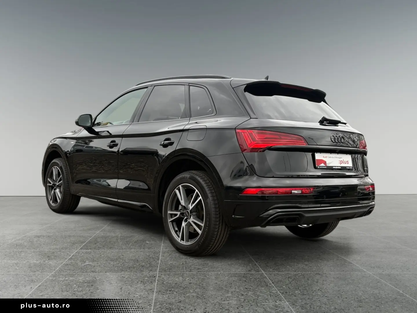 AUDI Q5 50 TFSI e q 2x S line AHK Matrix Pano Kamera