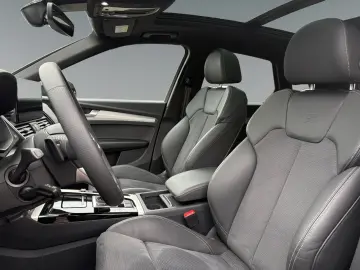 AUDI Q5 50 TFSI e q 2x S line AHK Matrix Pano Kamera