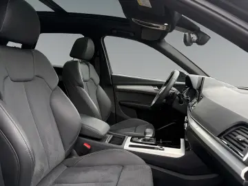 AUDI Q5 50 TFSI e q 2x S line AHK Matrix Pano Kamera