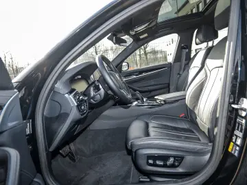 BMW 530e Luxury Line HUD ACC RFK NAVI LED Laser LM