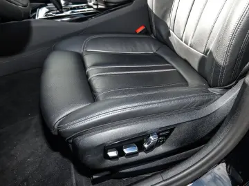 BMW 530e Luxury Line HUD ACC RFK NAVI LED Laser LM