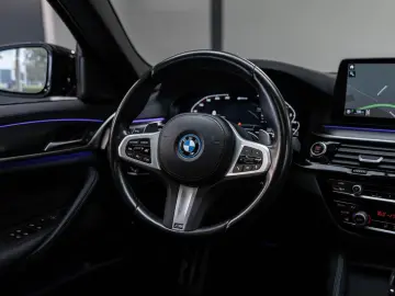 BMW 530 5-serie 530e xDrive M Sport Pano 360  HuD H&