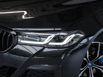 BMW 530 5-serie 530e xDrive M Sport Pano 360  HuD H&