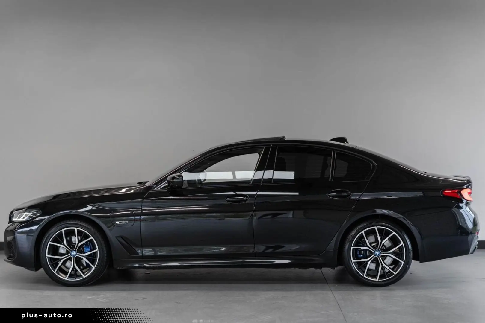 BMW 530 5-serie 530e xDrive M Sport Pano 360  HuD H&