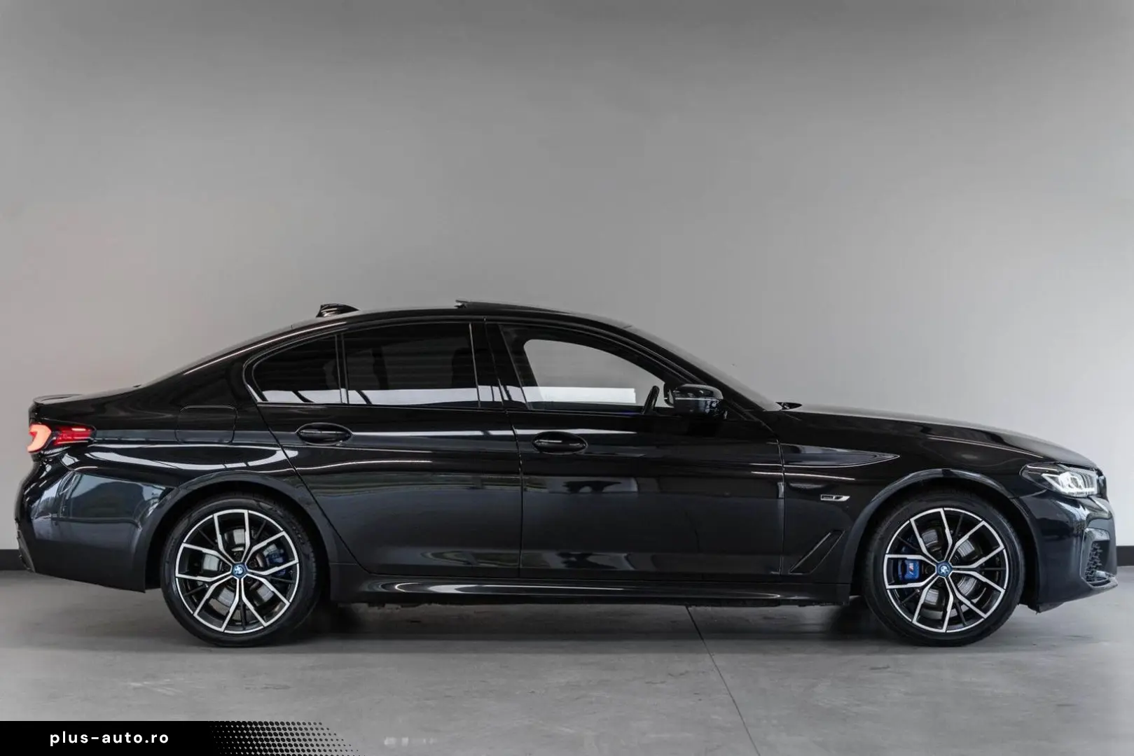 BMW 530 5-serie 530e xDrive M Sport Pano 360  HuD H&