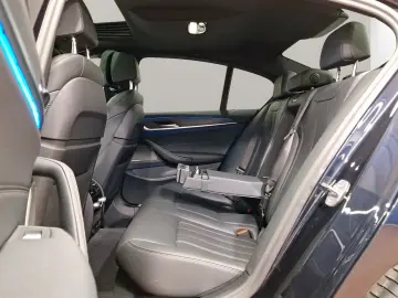BMW 530e xDrive Limousine M Sport Massage Harman K