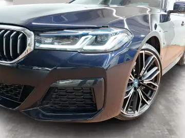 BMW 530e xDrive Limousine M Sport Massage Harman K