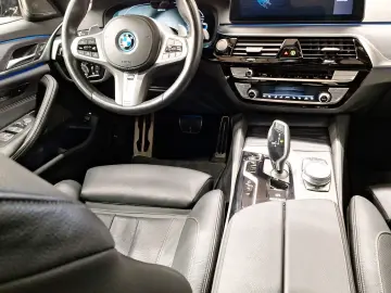 BMW 530e xDrive Limousine M Sport Massage Harman K