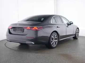 MERCEDES-BENZ E 300e Avantgarde Tot-W 360 Carplay DISTR DAB