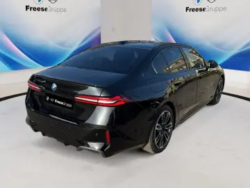 BMW 530e Limousine 360  HEAD-UP SITZBELÜFT RFK HIFI