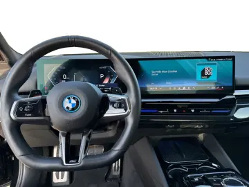 BMW 530e Limousine 360  HEAD-UP SITZBELÜFT RFK HIFI