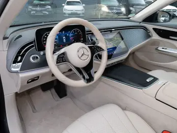MERCEDES-BENZ E 200 Limousine AUT SpurH SpurW Teilled.