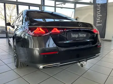 MERCEDES-BENZ E 220 d Avantgarde Standhz AHK Burmester 360