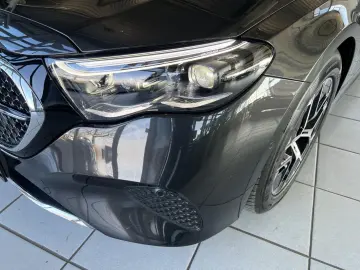 MERCEDES-BENZ E 220 d Avantgarde Standhz AHK Burmester 360