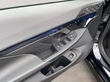 BMW 550e xDrive M Sportpaket   GARANTIE-bis-11.2029