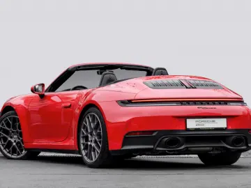 Porsche 992 911 Carrera Cabriolet Sportabgas