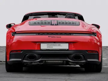 Porsche 992 911 Carrera Cabriolet Sportabgas