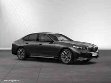BMW 550e xDrive M Sport Pano 20 LMR B&W Autobahnass.