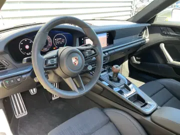 Porsche 992 911 Carrera T Cartagenagelb