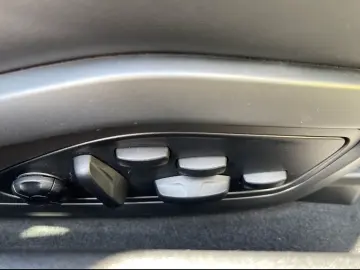 Porsche 992 911 Carrera T Cartagenagelb