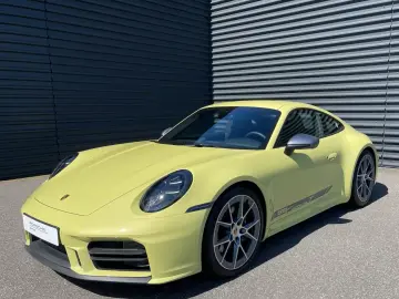 Porsche 992 911 Carrera T Cartagenagelb