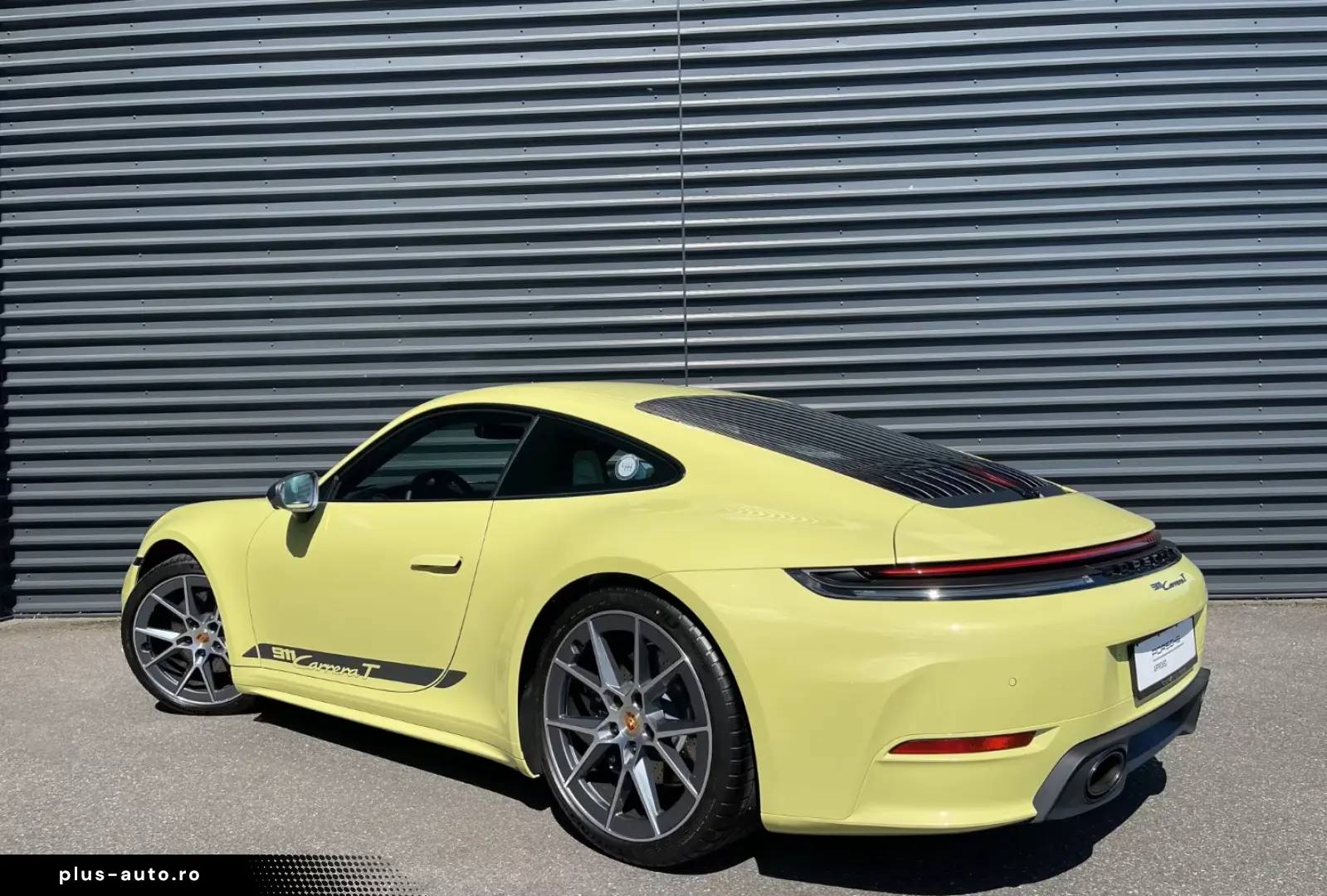 Porsche 992 911 Carrera T Cartagenagelb