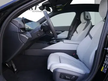 BMW 550e xDrive Lim. M Sport Pro A.  PERFORMANCE B&W