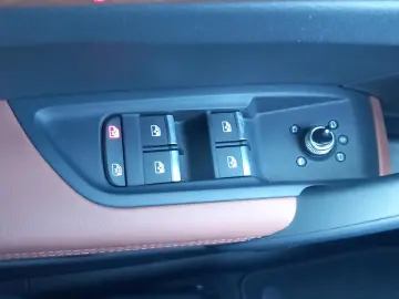 AUDI Q5 2.0 eTFSI QUATTRO SPORTBACK 360 KAMERA PANO F