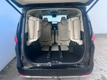 LEXUS LM 350 h Executive