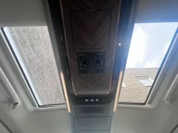 LEXUS LM 350 h Executive