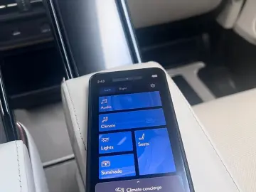 LEXUS LM 350 h Executive