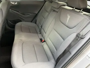 HYUNDAI IONIQ PLUG-IN-Hybrid