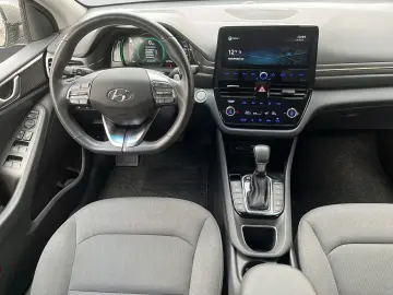 HYUNDAI IONIQ PLUG-IN-Hybrid