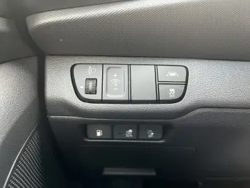 HYUNDAI IONIQ PLUG-IN-Hybrid