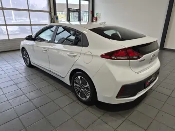 HYUNDAI IONIQ 1.6 GDI