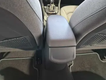 HYUNDAI IONIQ 1.6 GDI