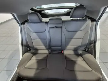 HYUNDAI IONIQ 1.6 GDI