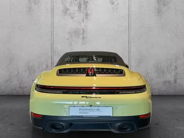 Porsche 992 911 Carrera Cabrio Sportabgas