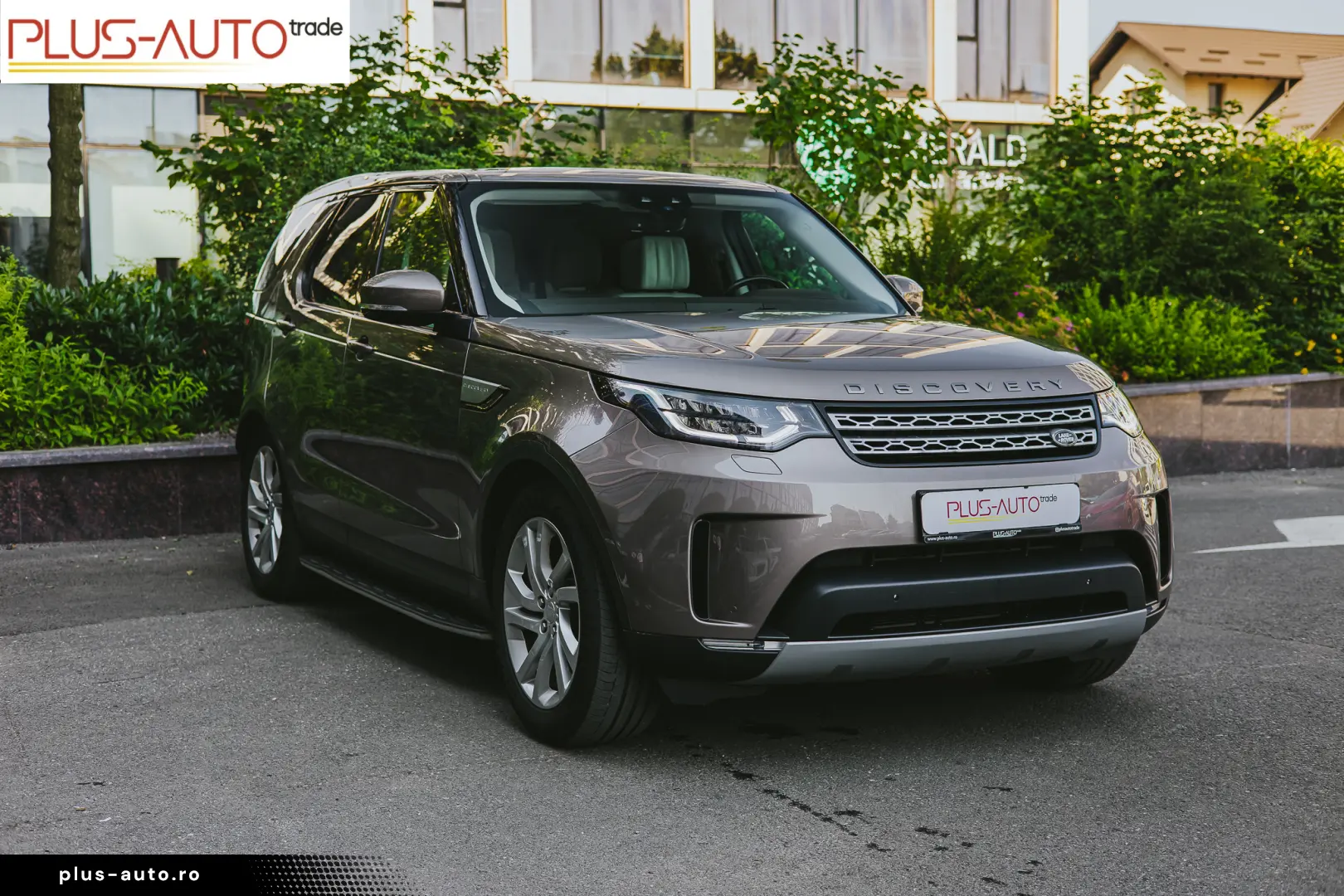 Land Rover Discovery – 7 LOCURI  4x4  PNEUMATICĂ HSE